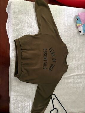 Essentials Brown Crewneck Sweatshirt with Subtle Logo Tag